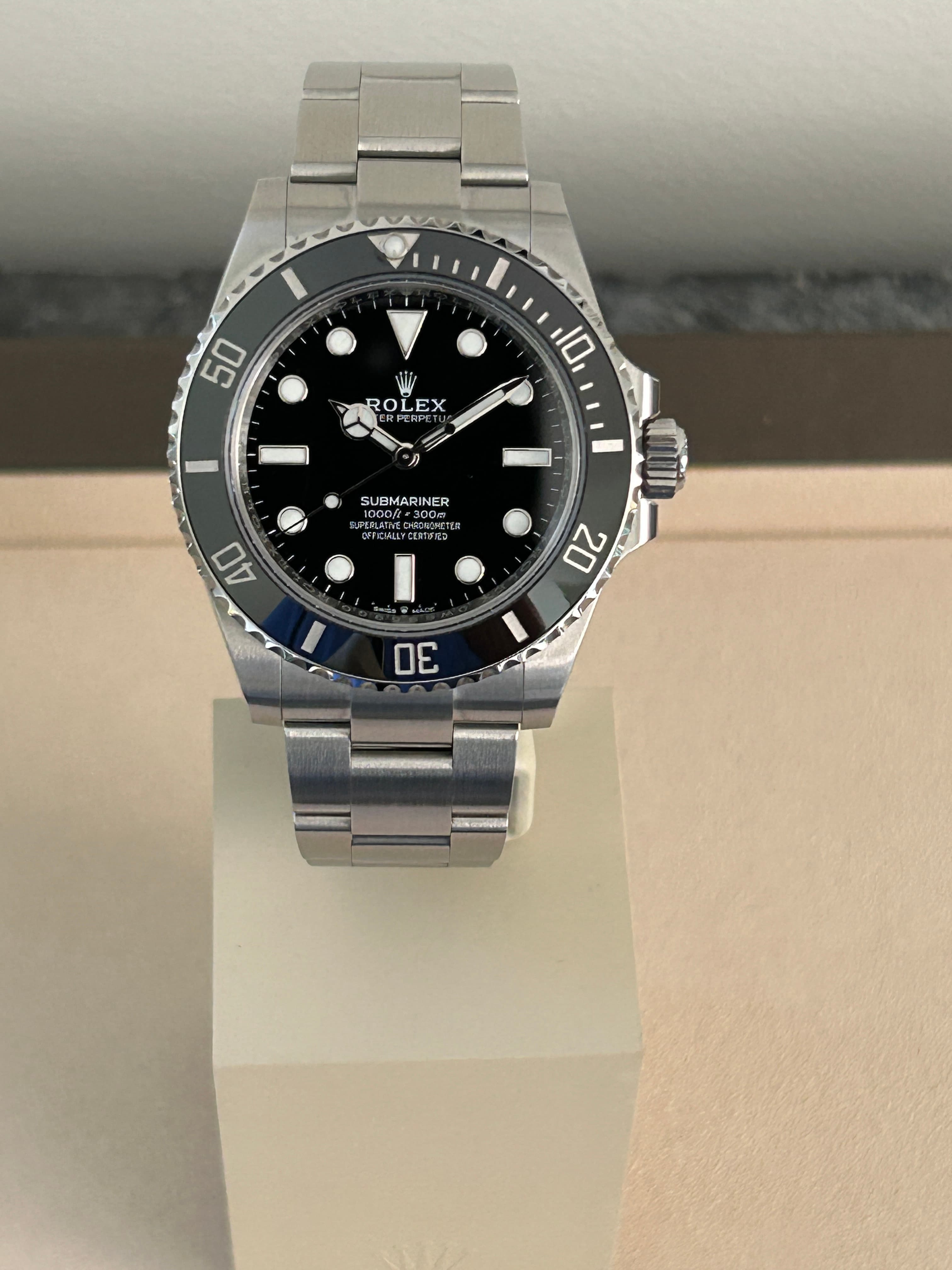 Rolex Submariner No Date 124060